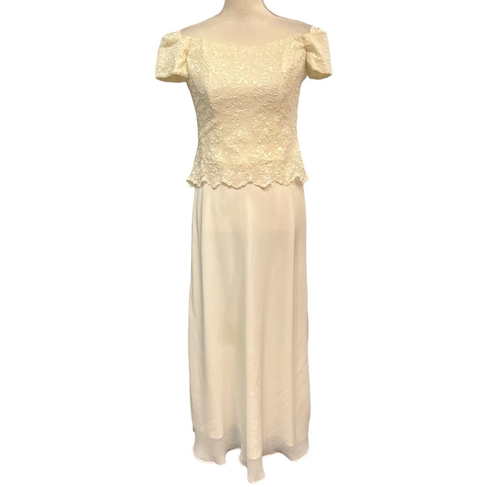 Vintage Cachet Dress Ivory Lace Off Shoulder Chiffon Peplum Waist 8P Wedding